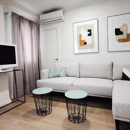 Ttdssa Vlc Plaza Cisneros Appartement *