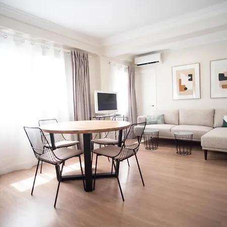 Apartament Ttdssa Vlc Plaza Cisneros